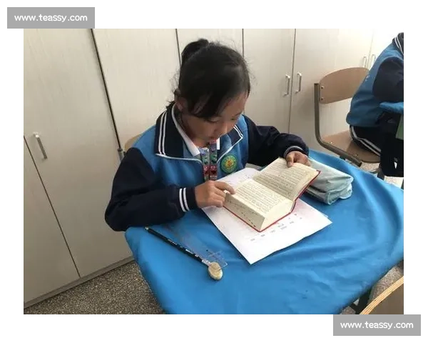 六年级查字典比赛试卷:考察学生字词理解能力与词典使用技巧的综合测试 六年级查字典比赛试卷:考察学生字词理解能力与词典使用技巧的综合测试