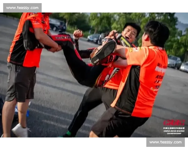 巅峰武术竞技盛会激情对决展现力量与智慧的极致较量