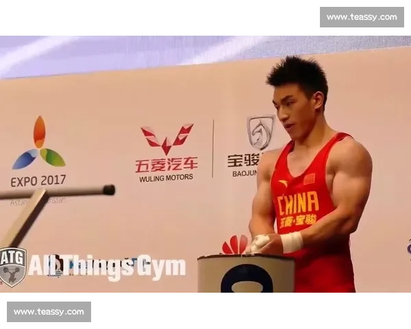 廖辉精彩表现助力中国举重队再创辉煌，冲击世界纪录展现实力